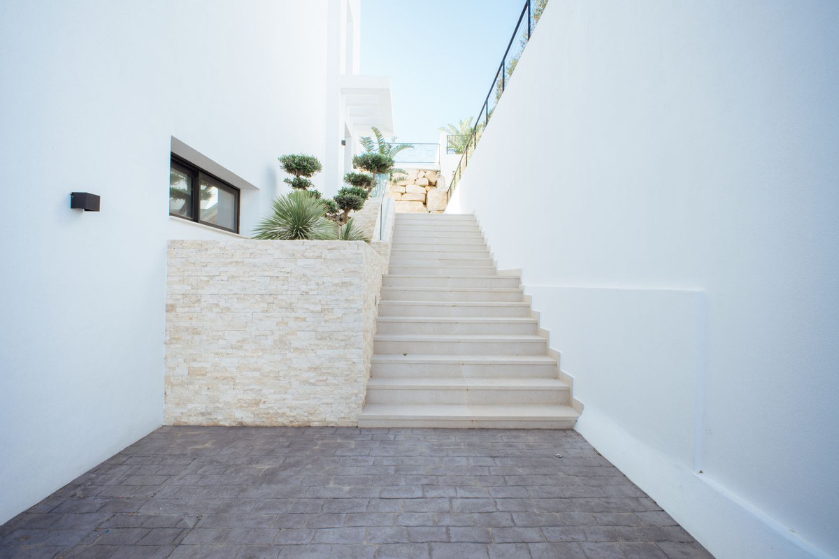 Property main view 33