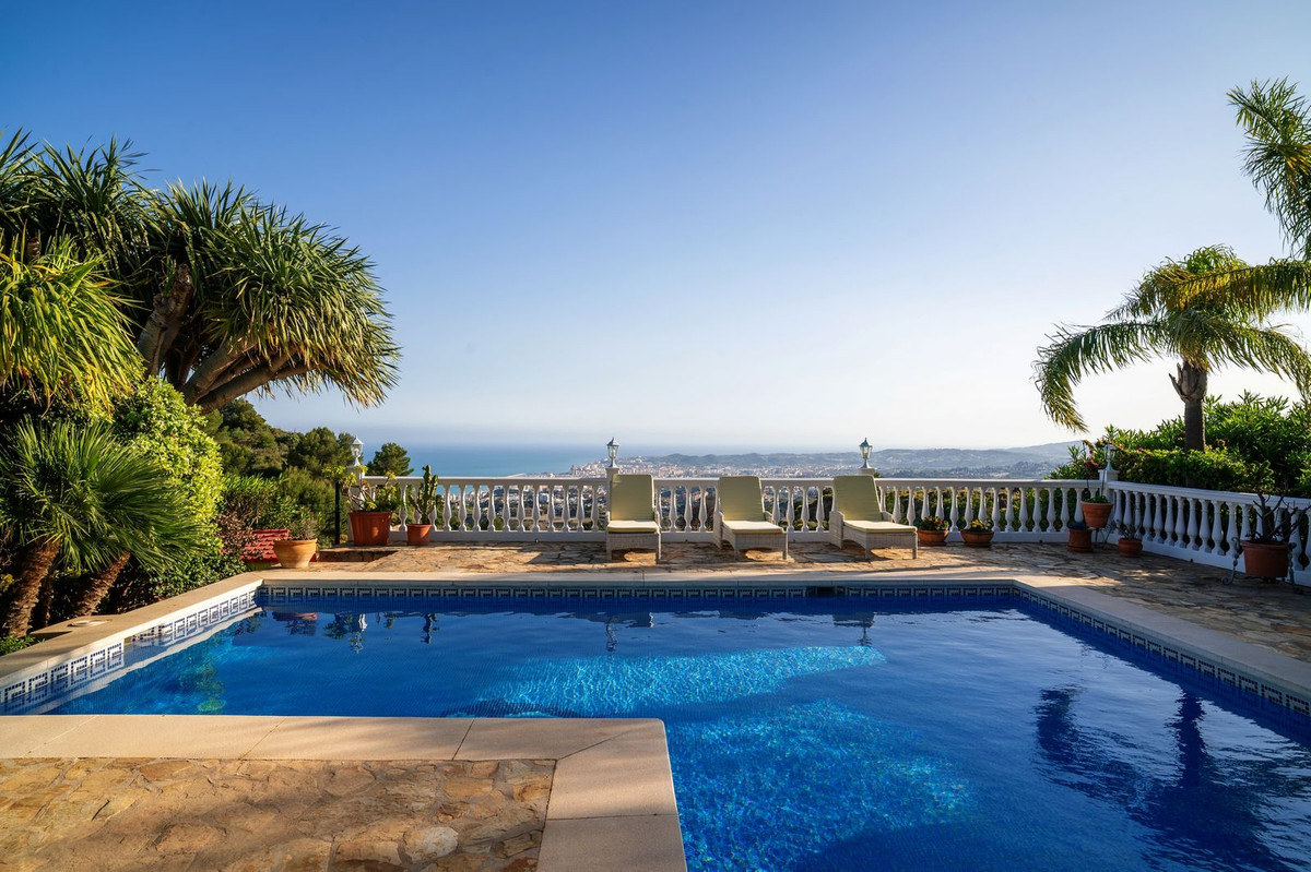 Vrijstaande Villa te koop in Mijas | 6 slaapkamers H5371504
