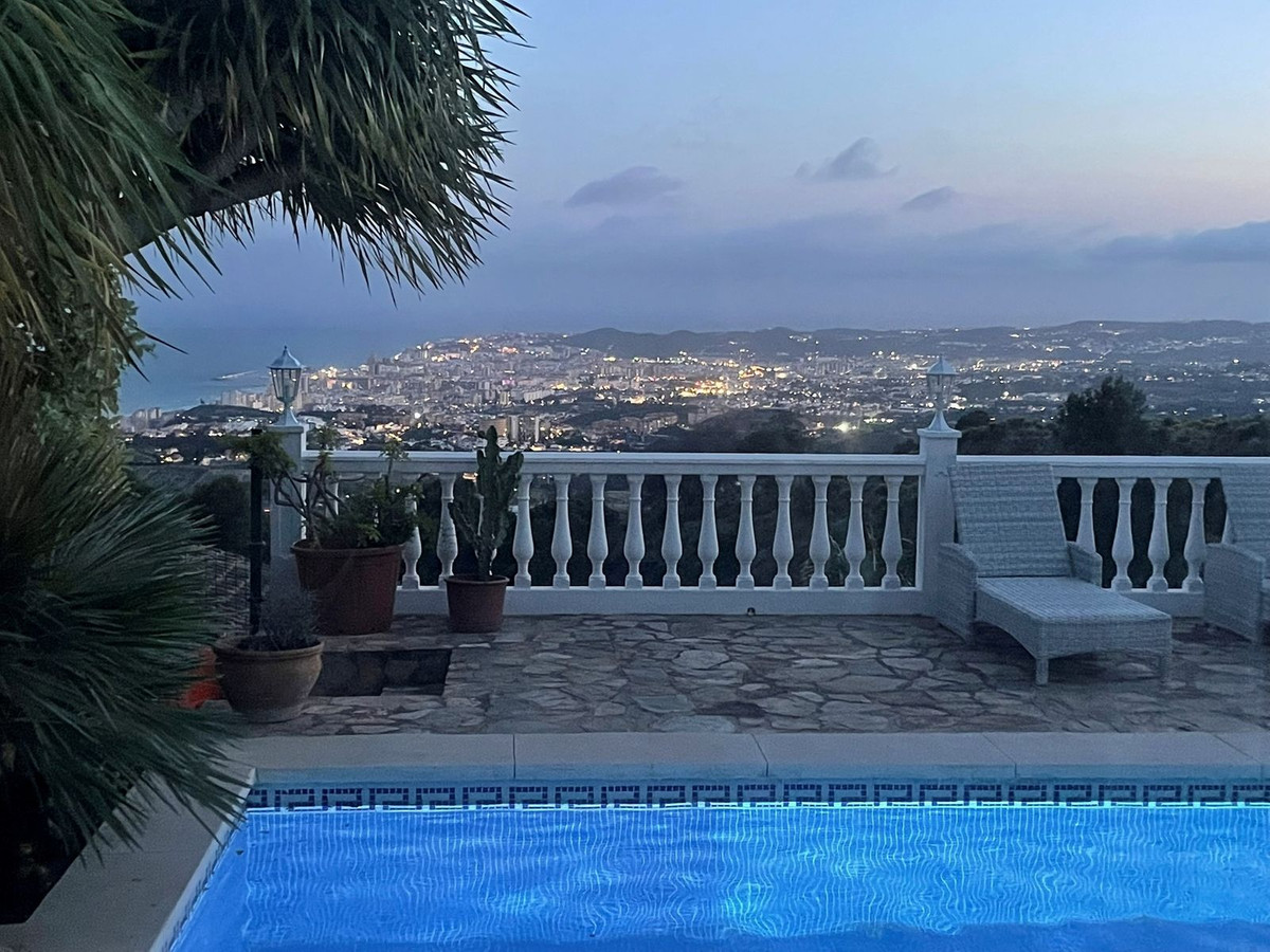 Vrijstaande Villa te koop in Mijas | 6 slaapkamers H5371504