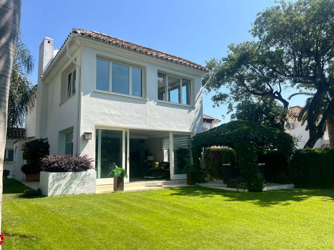 Geschakelde Woning te koop in Mijas | 4 slaapkamers H5375221