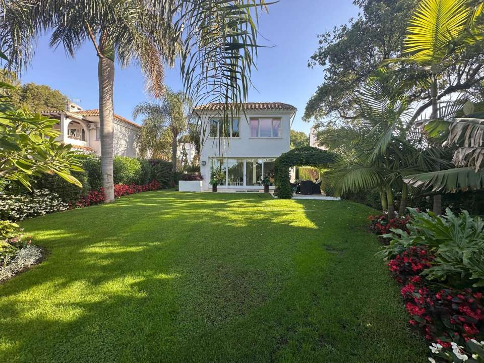 Geschakelde Woning te koop in Mijas | 4 slaapkamers H5375221