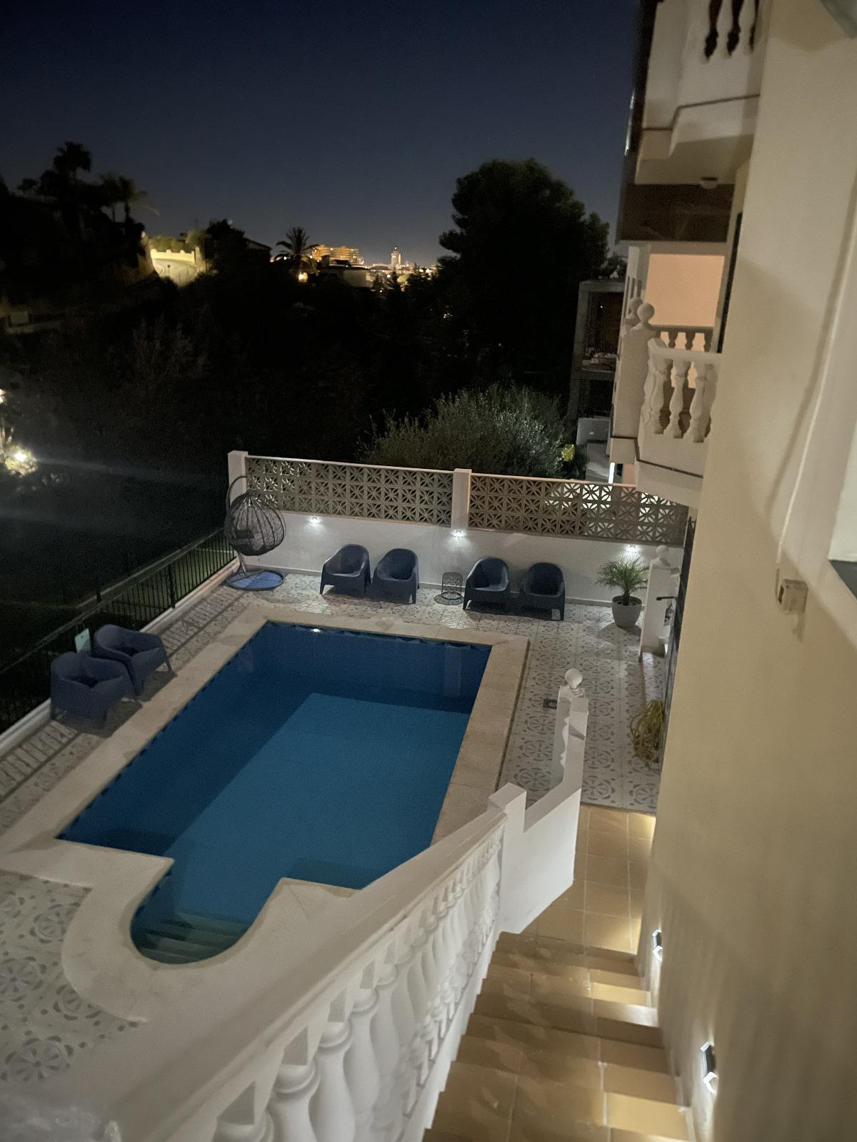 Geschakelde Woning te koop in Mijas | 9 slaapkamers H5391589