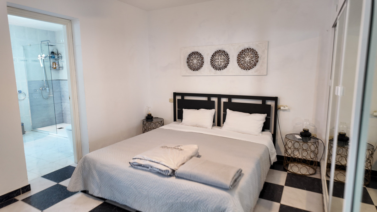 Geschakelde Woning te koop in Mijas | 9 slaapkamers H5391589