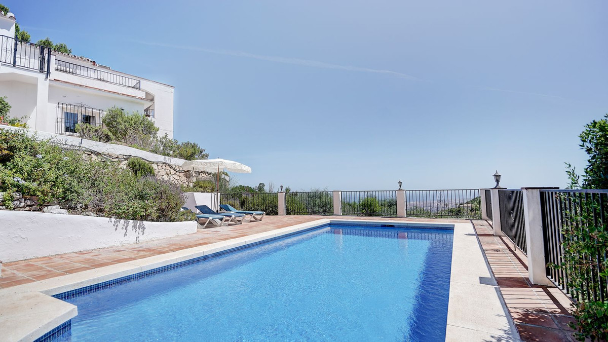 Property main view 36