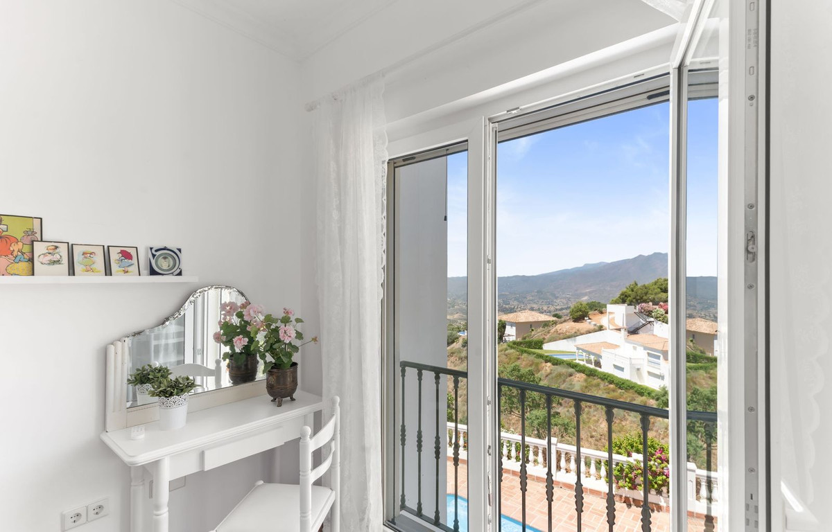 Geschakelde Woning te koop in Mijas | 3 slaapkamers H5422432