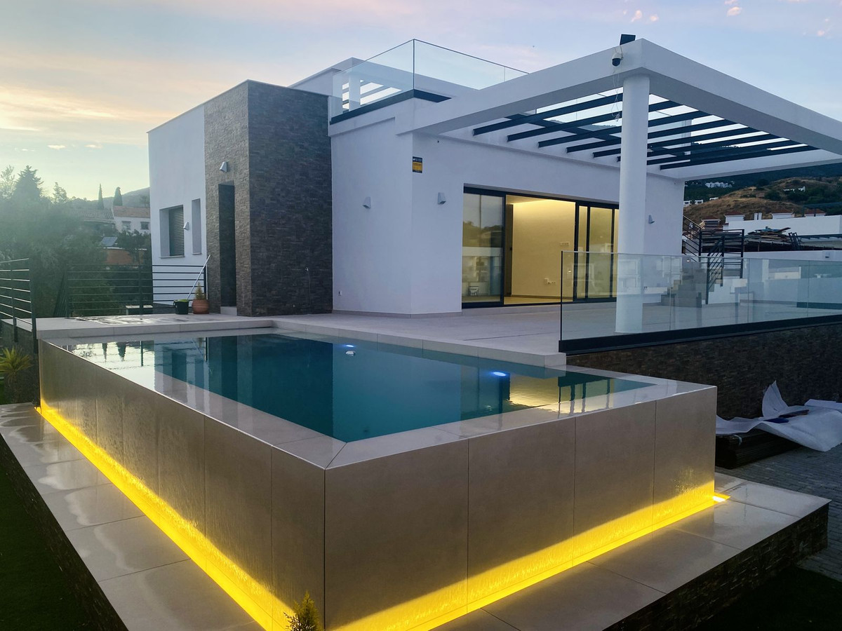 Vrijstaande Villa te koop in Mijas | 4 slaapkamers H5425975
