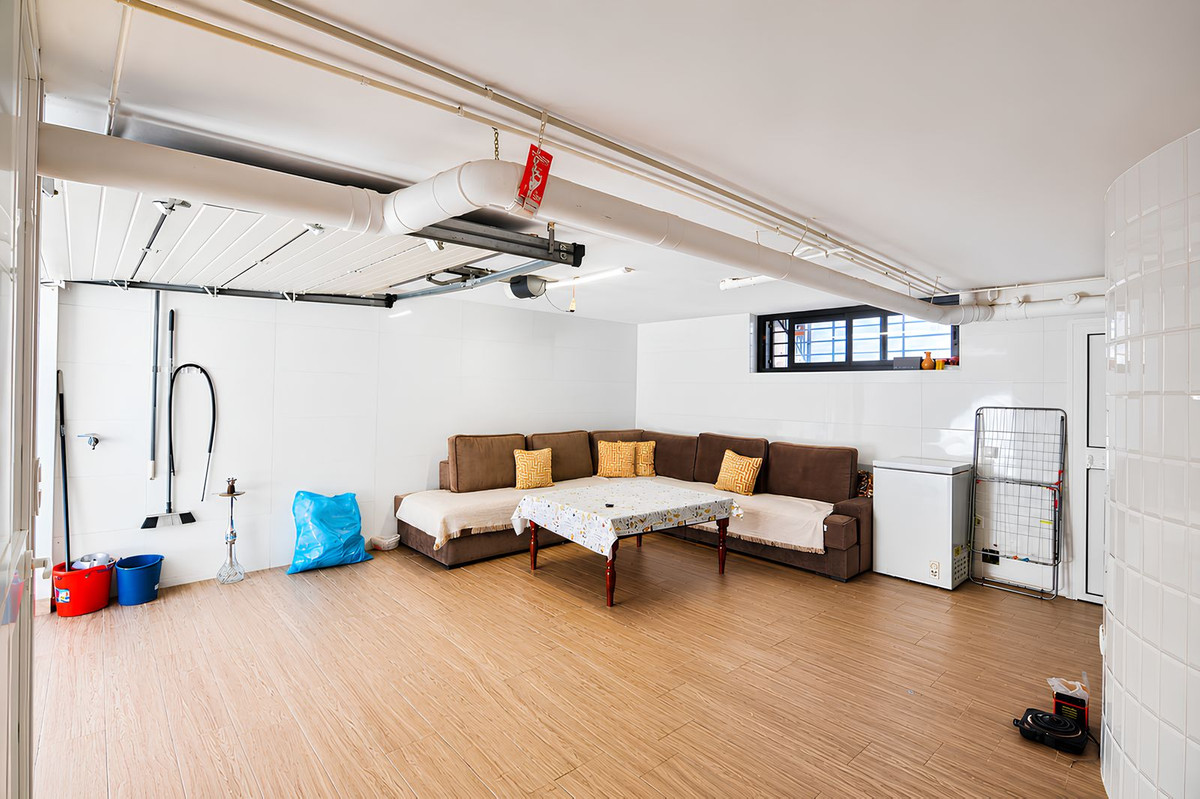 Property main view 33
