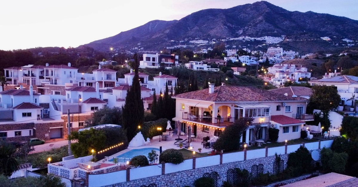 Vrijstaande Villa te koop in Mijas | 6 slaapkamers H5429407