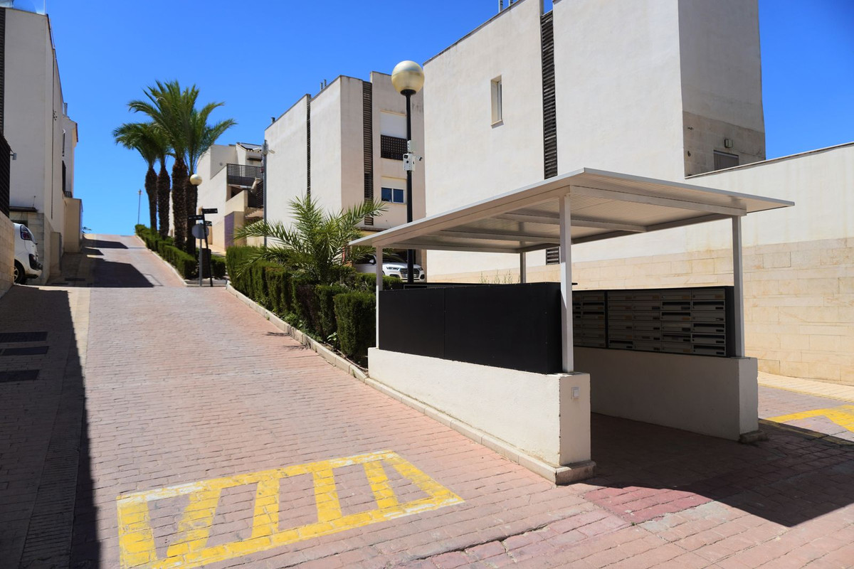 Geschakelde Woning te koop in Mijas | 4 slaapkamers H5472580