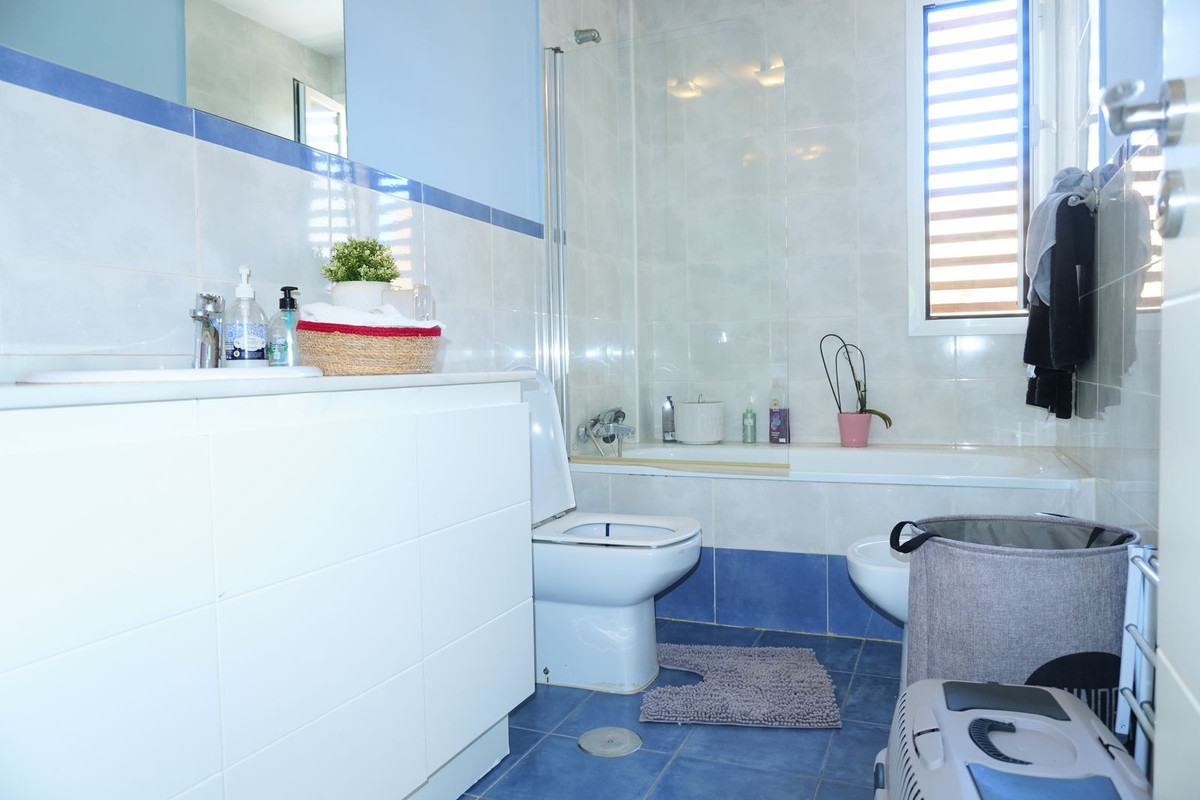 Geschakelde Woning te koop in Mijas | 4 slaapkamers H5472580