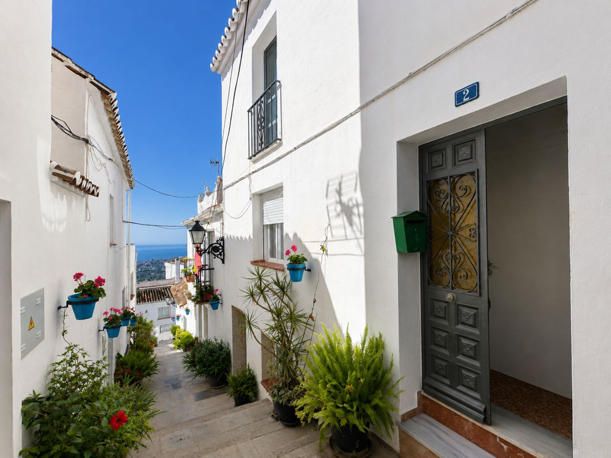 Property main view 32