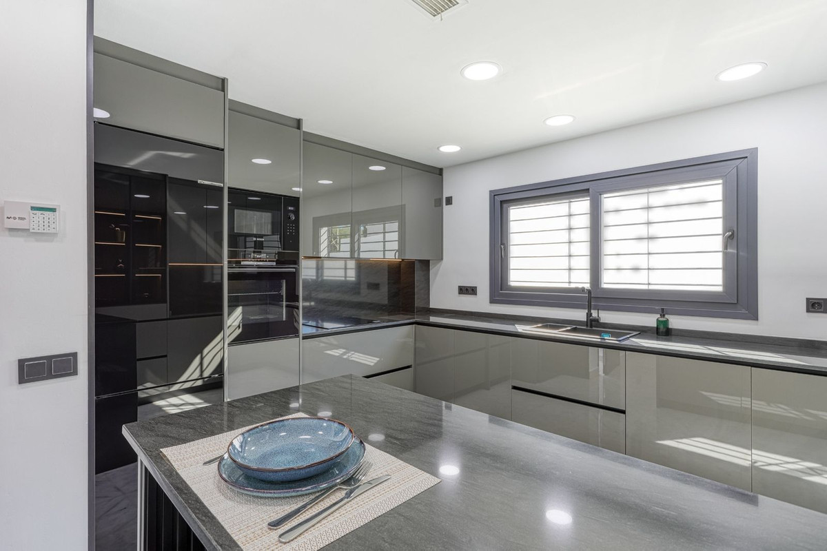 Vrijstaande Villa te koop in Mijas | 5 slaapkamers H5516911