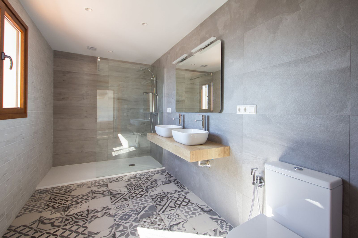 Property main view 33