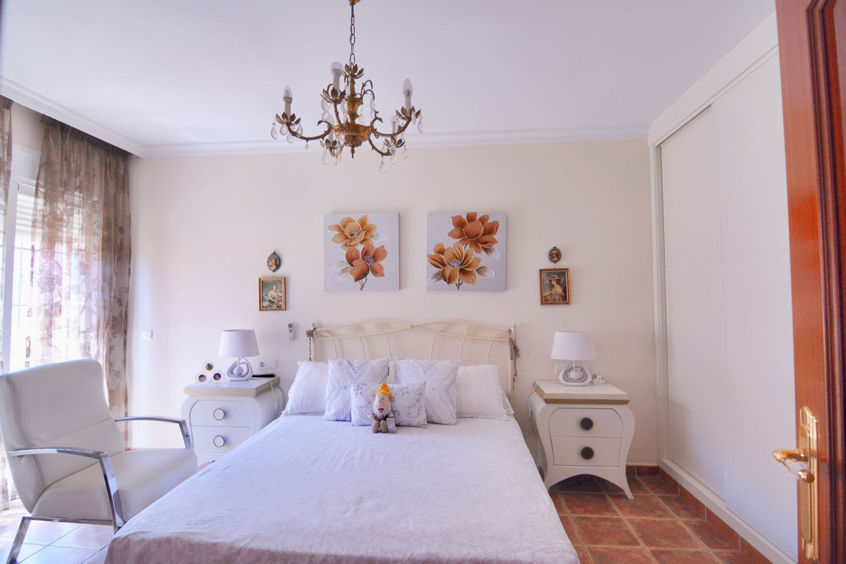 Huis te koop in Mijas Costa | 6 slaapkamers H4780540