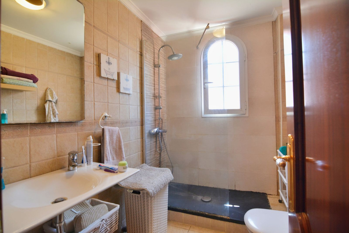 Huis te koop in Mijas Costa | 6 slaapkamers H4780540