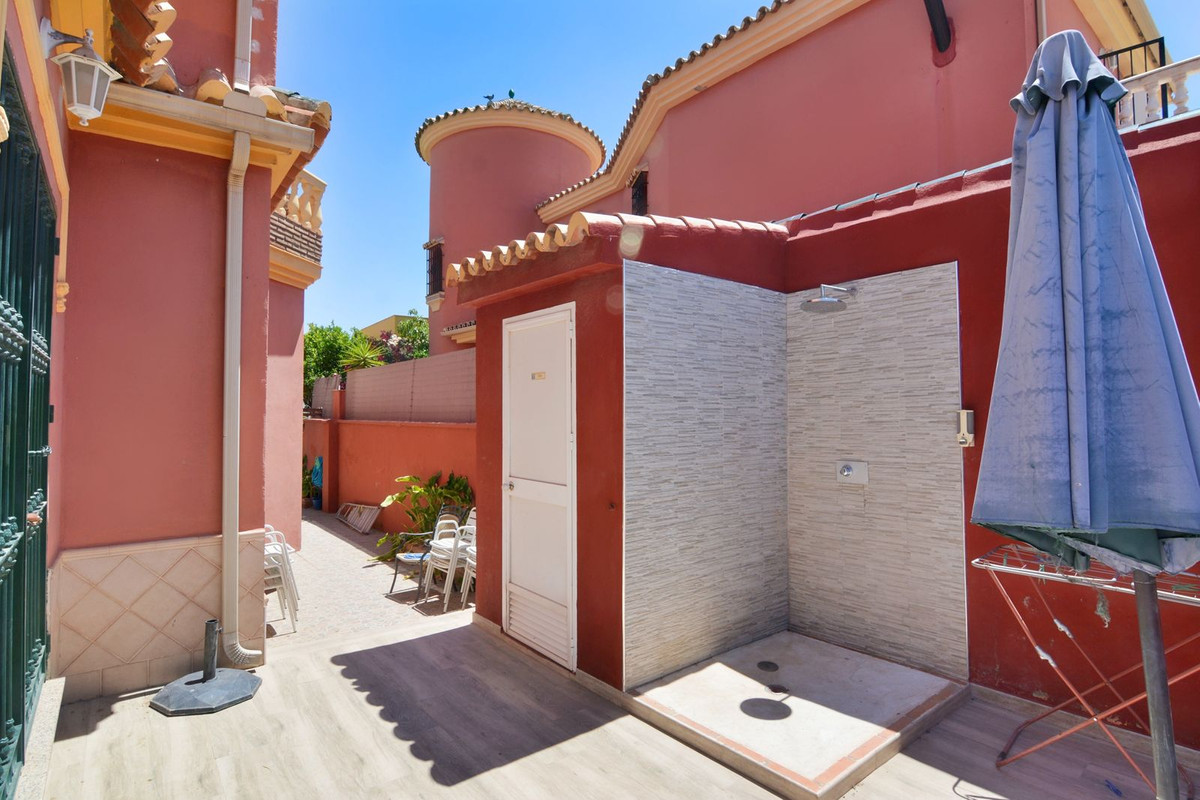 Huis te koop in Mijas Costa | 6 slaapkamers H4780540