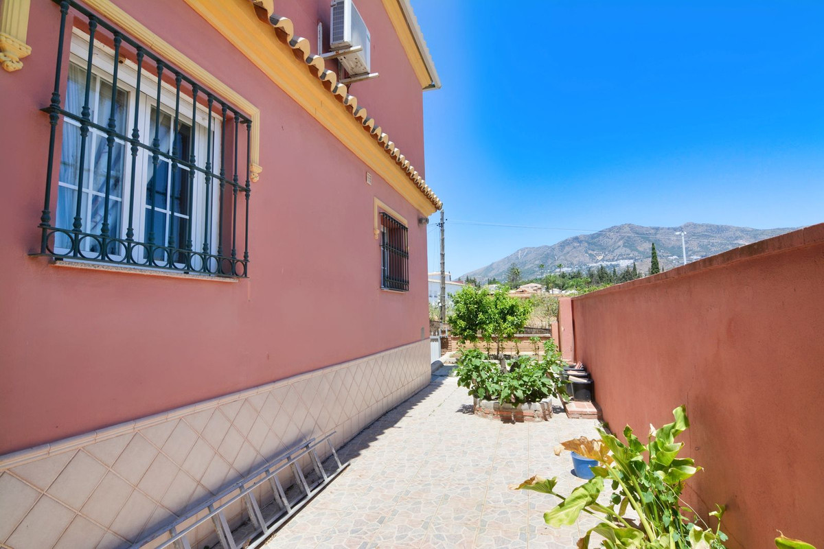 Huis te koop in Mijas Costa | 6 slaapkamers H4780540