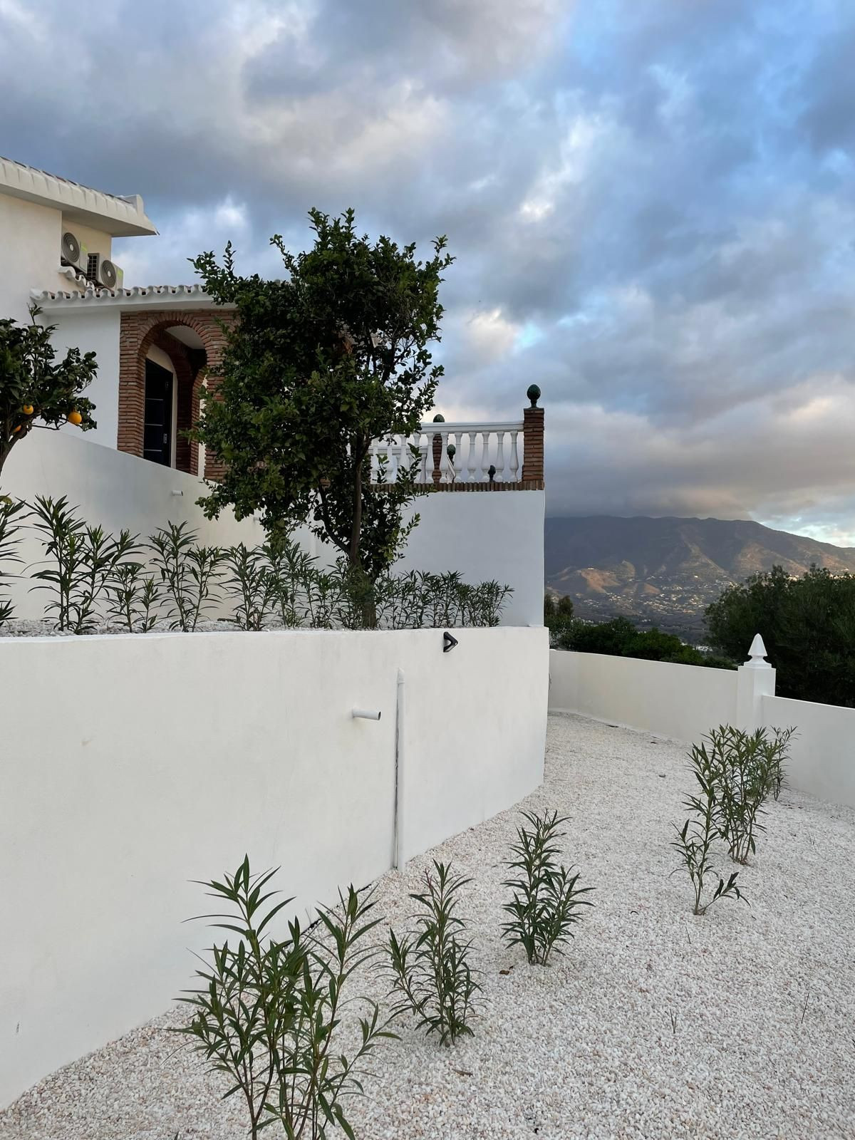 Property main view 60