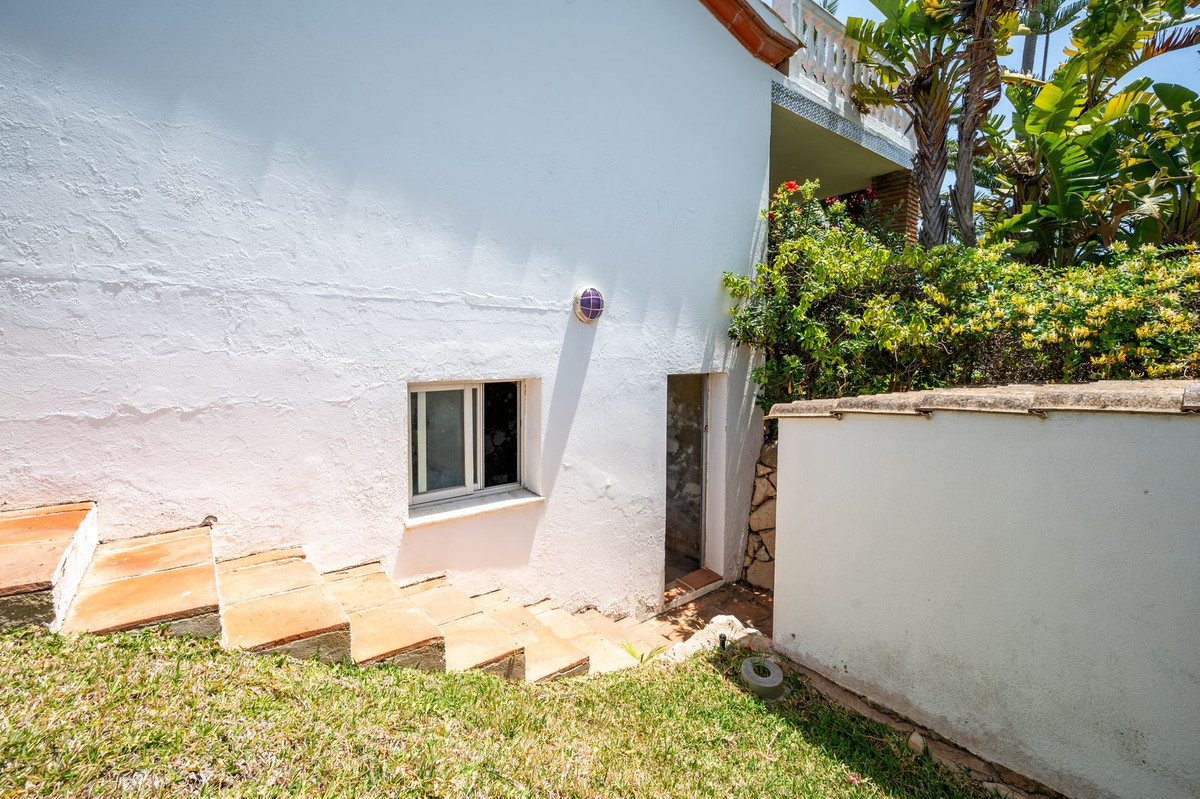 Huis te koop in El Faro | 3 slaapkamers H5045686