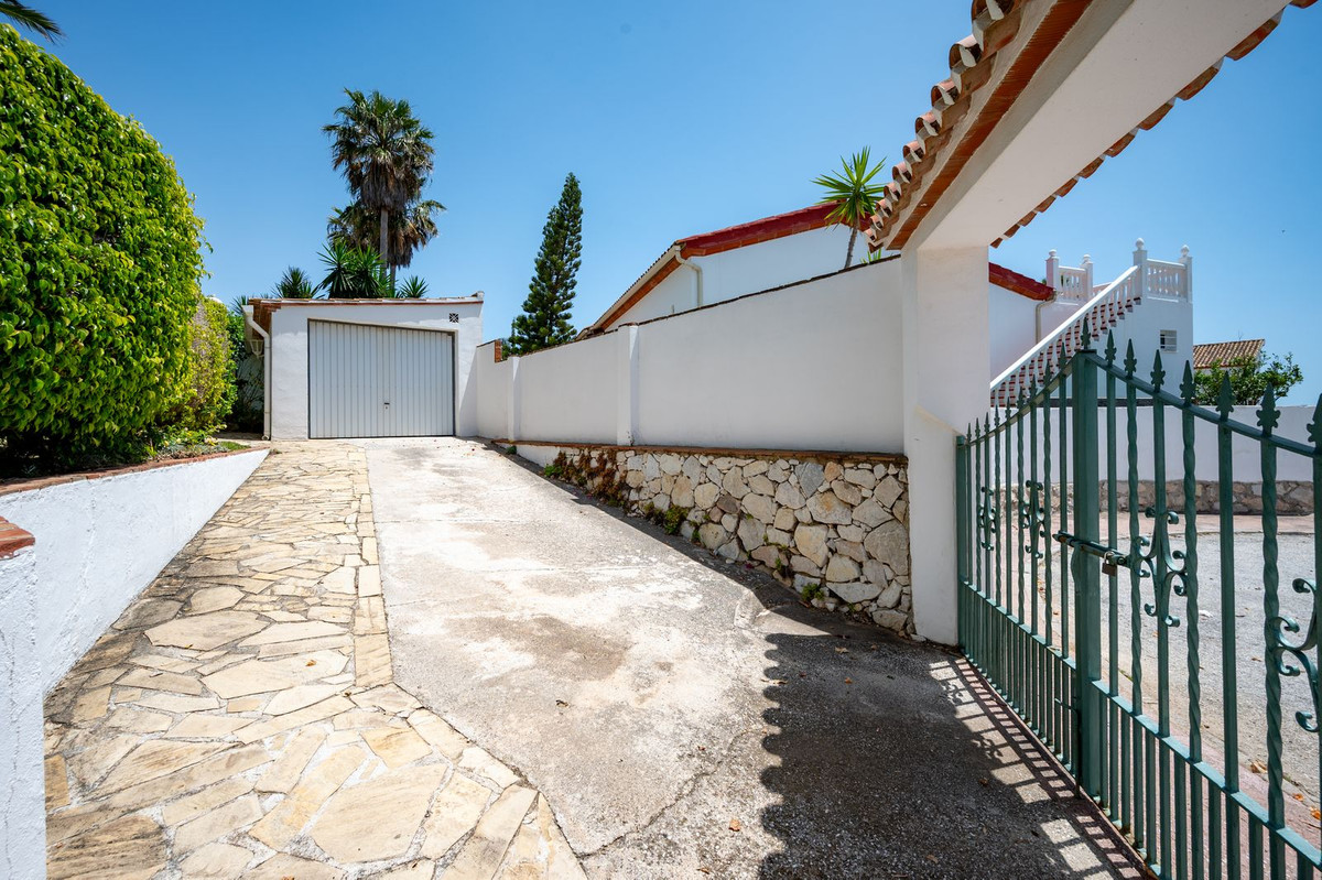 Huis te koop in El Faro | 3 slaapkamers H5045686