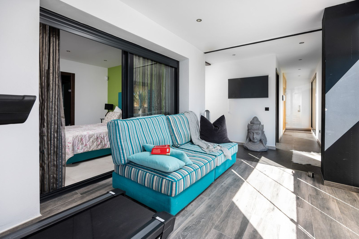 Huis te koop in Mijas Costa | 4 slaapkamers H5144125