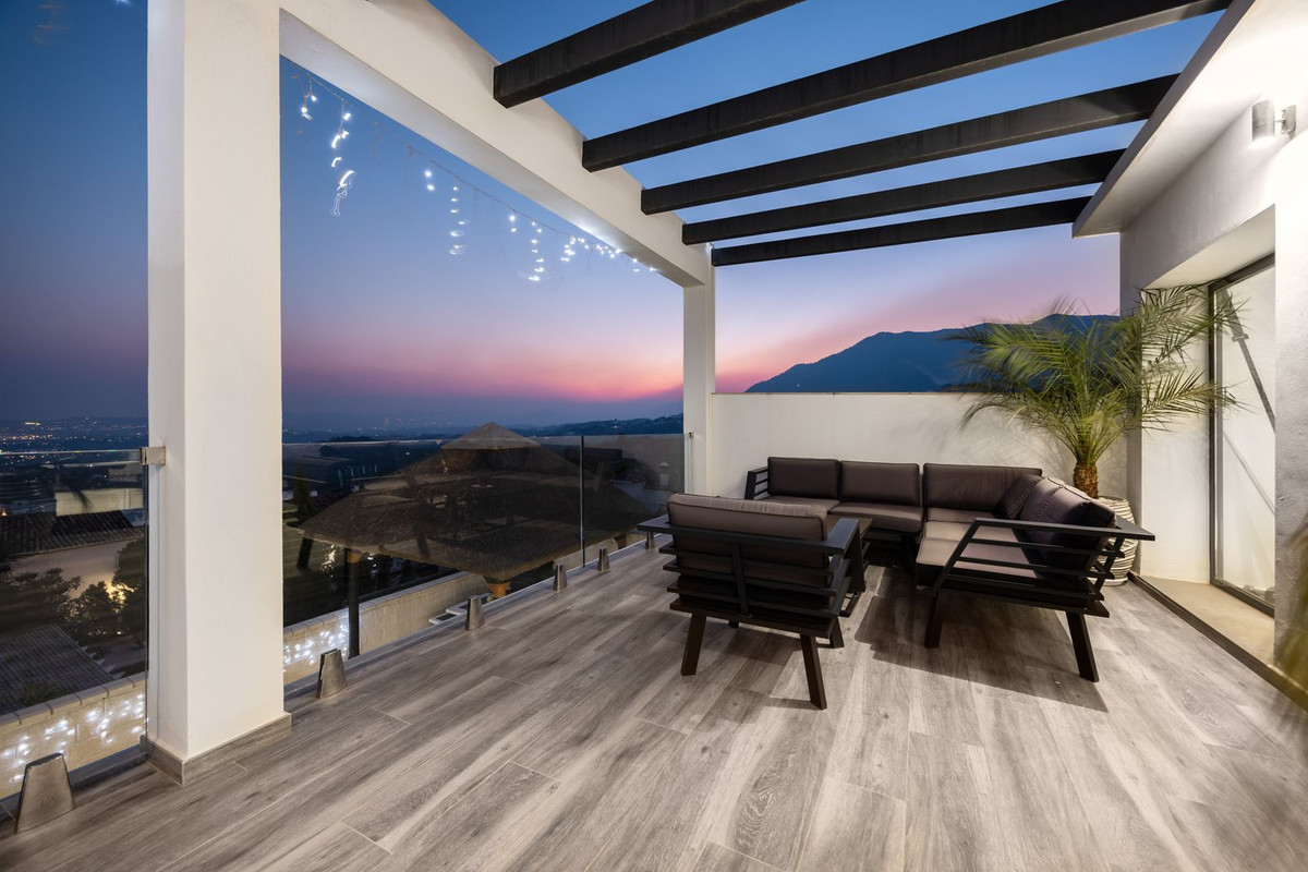 Huis te koop in Mijas Costa | 4 slaapkamers H5144125