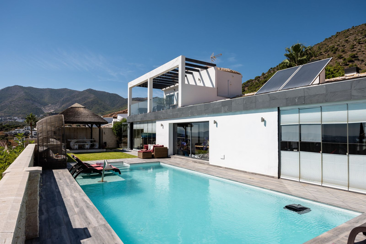 Huis te koop in Mijas Costa | 4 slaapkamers H5144125