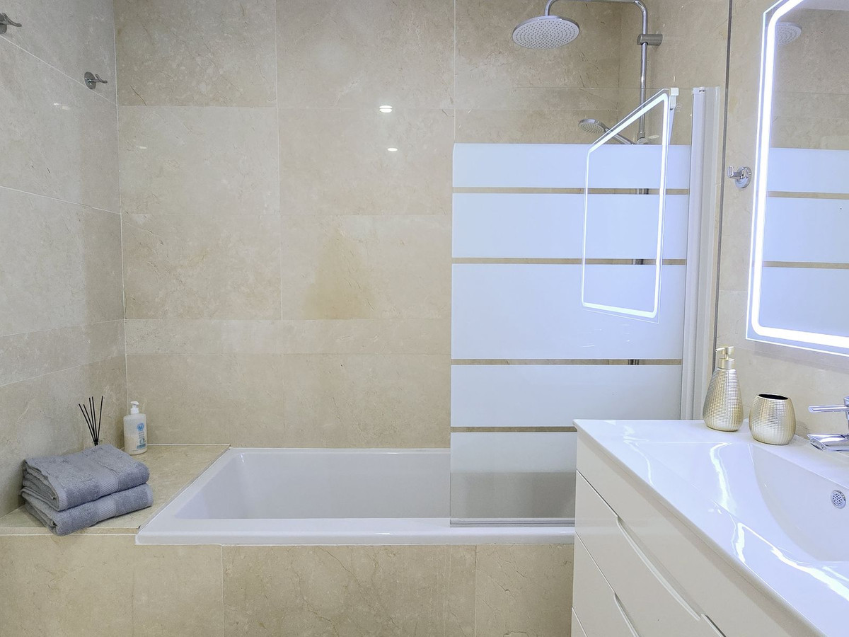 Huis te koop in Mijas Costa | 2 slaapkamers H5145232