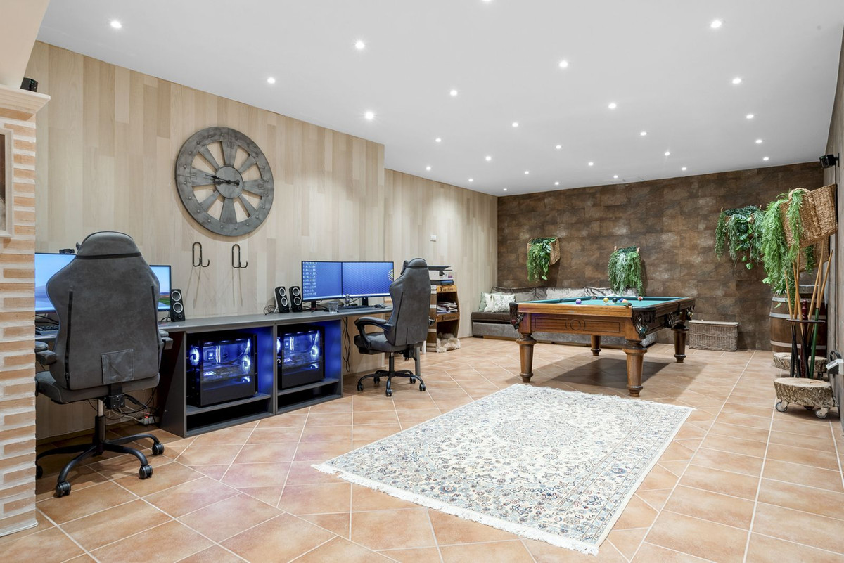 Property main view 32