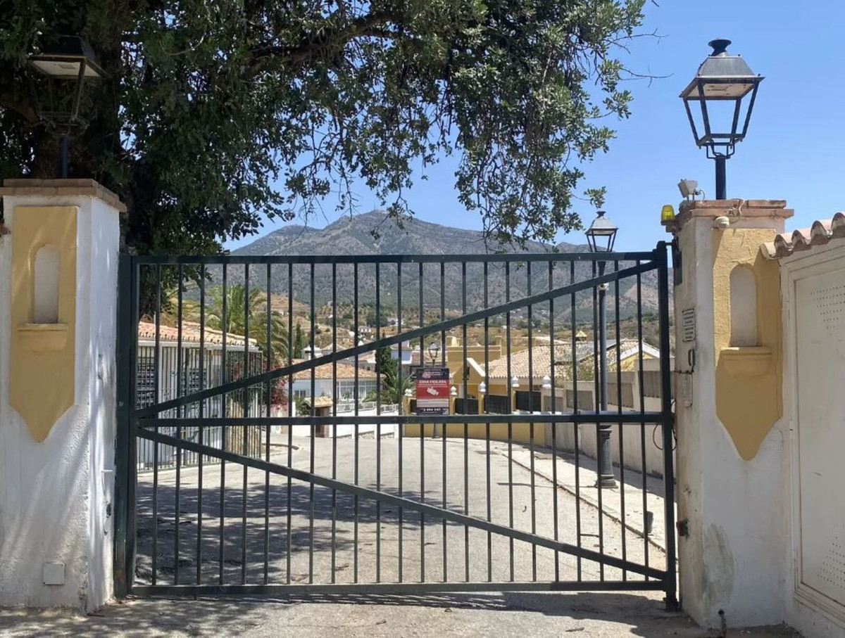 Property main view 102