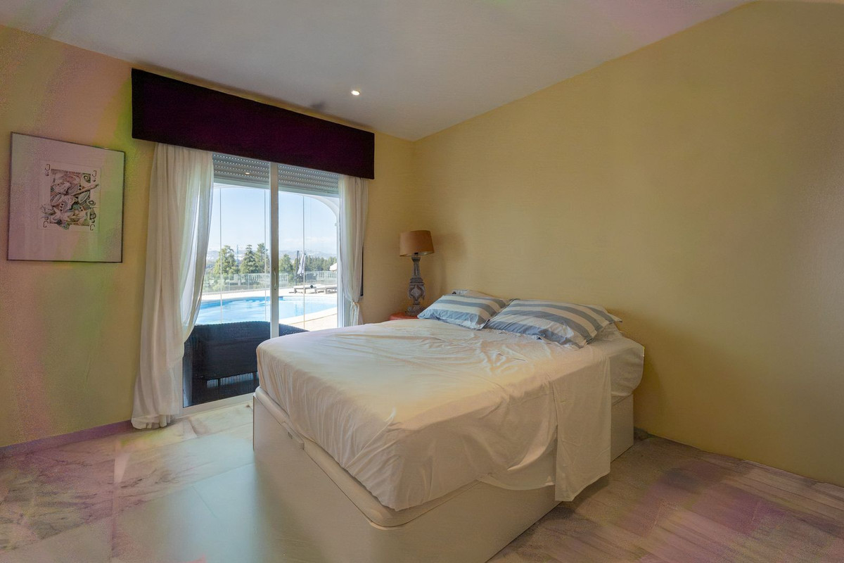 Property main view 60