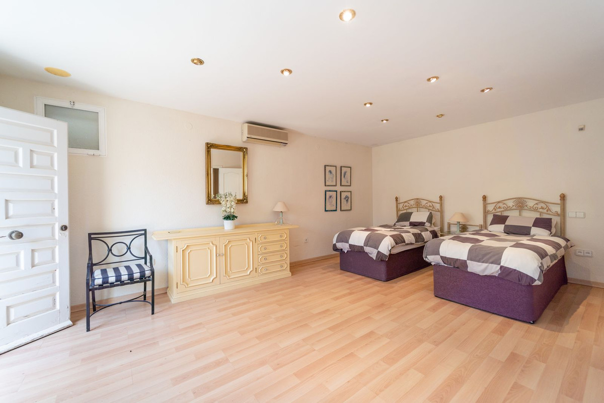 Property main view 76