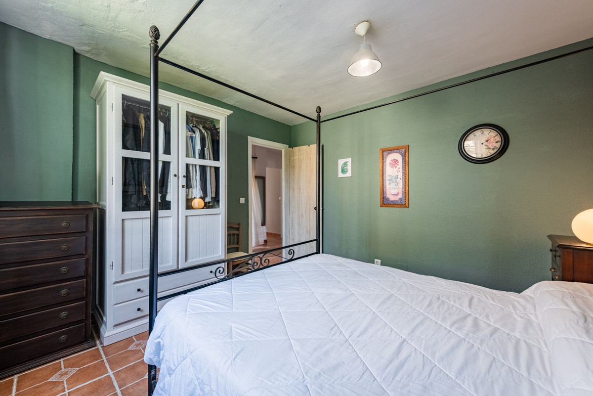 Huis te koop in Mijas Costa | 4 slaapkamers H5222365