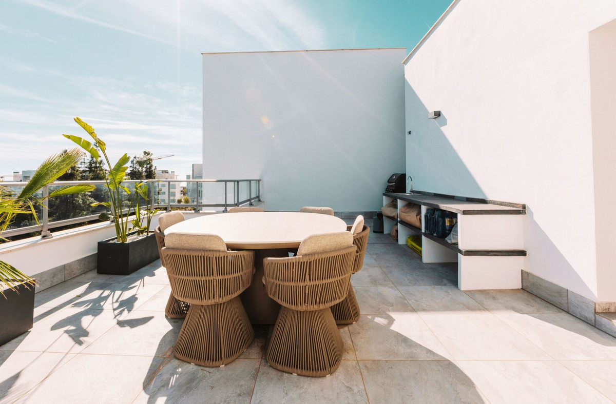 Huis te koop in Mijas Costa | 4 slaapkamers H5311723