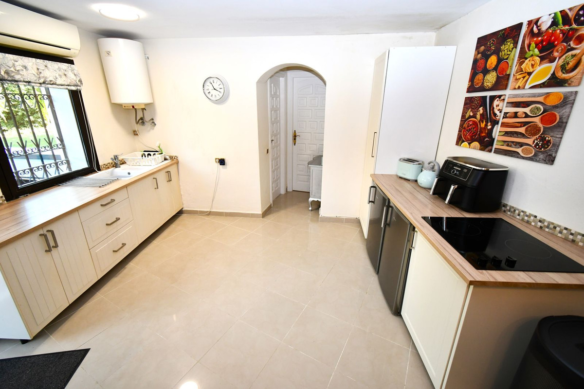 Huis te koop in Mijas Costa | 7 slaapkamers H5346406