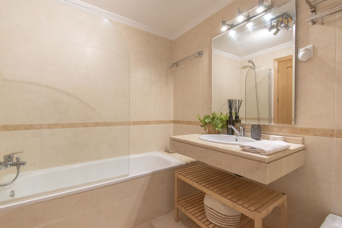 Huis te koop in Mijas Costa | 4 slaapkamers H5346643