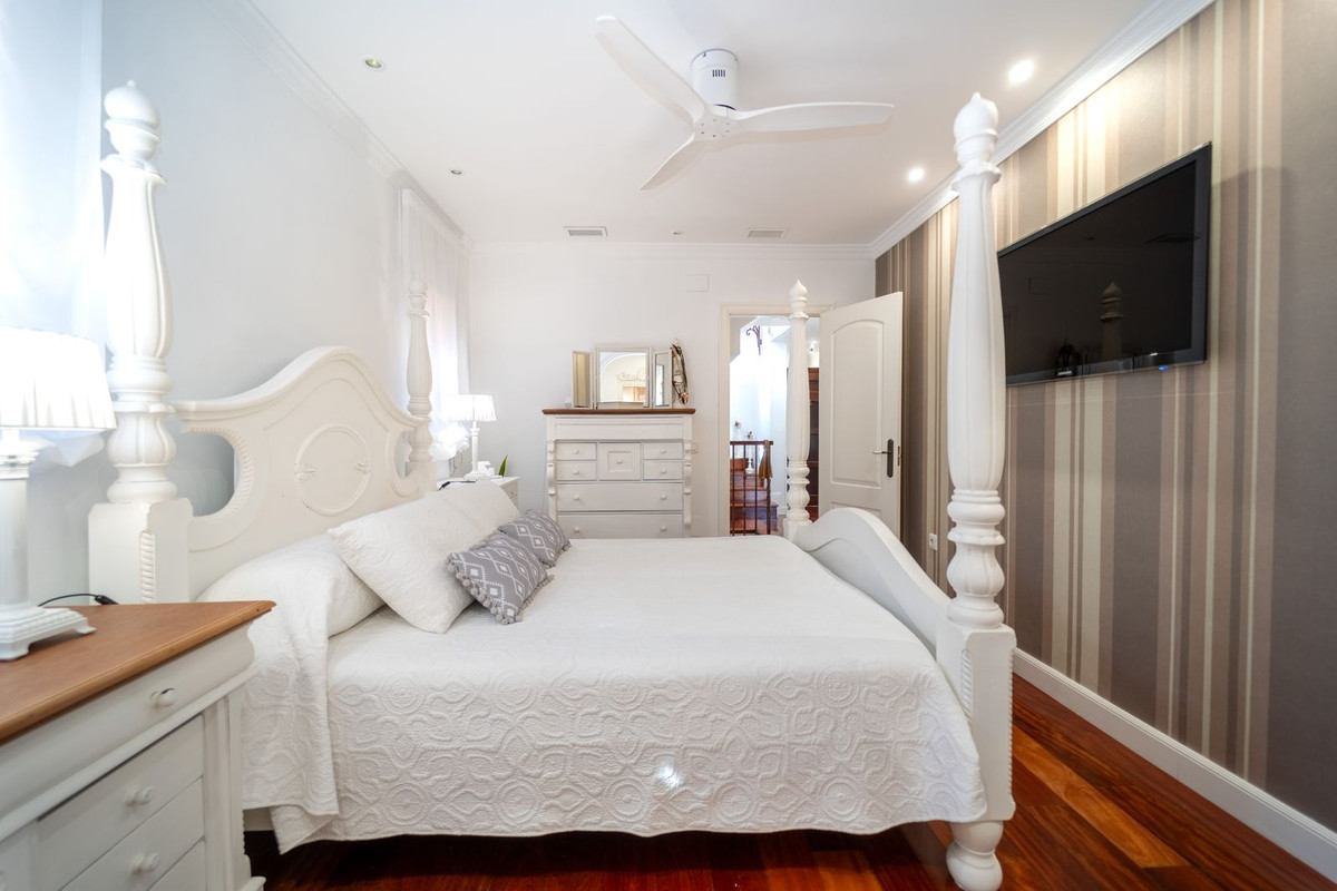 Huis te koop in Mijas Costa | 4 slaapkamers H5353693