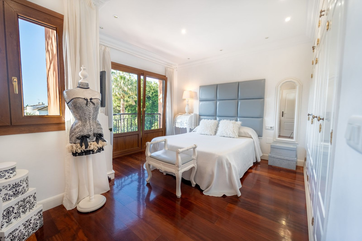Huis te koop in Mijas Costa | 4 slaapkamers H5353693