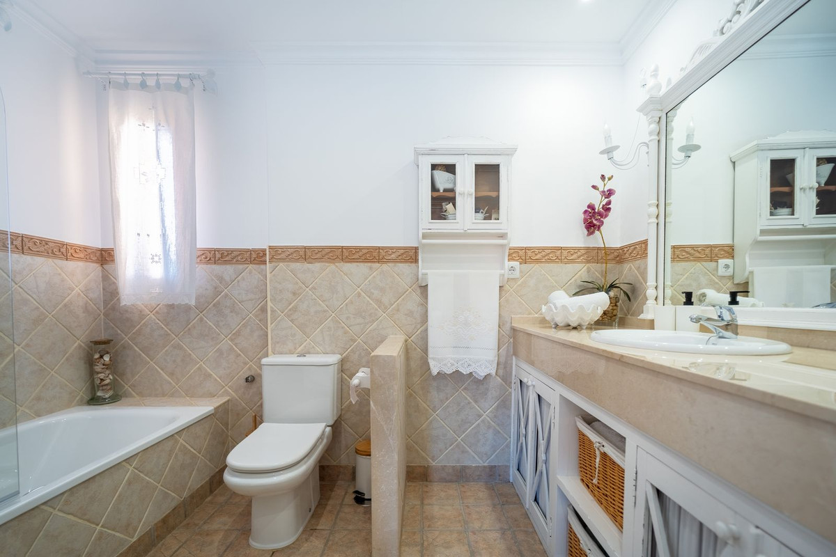 Huis te koop in Mijas Costa | 4 slaapkamers H5353693