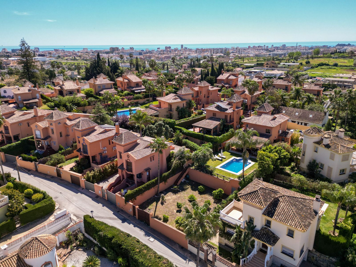 Huis te koop in Mijas Costa | 4 slaapkamers H5353693