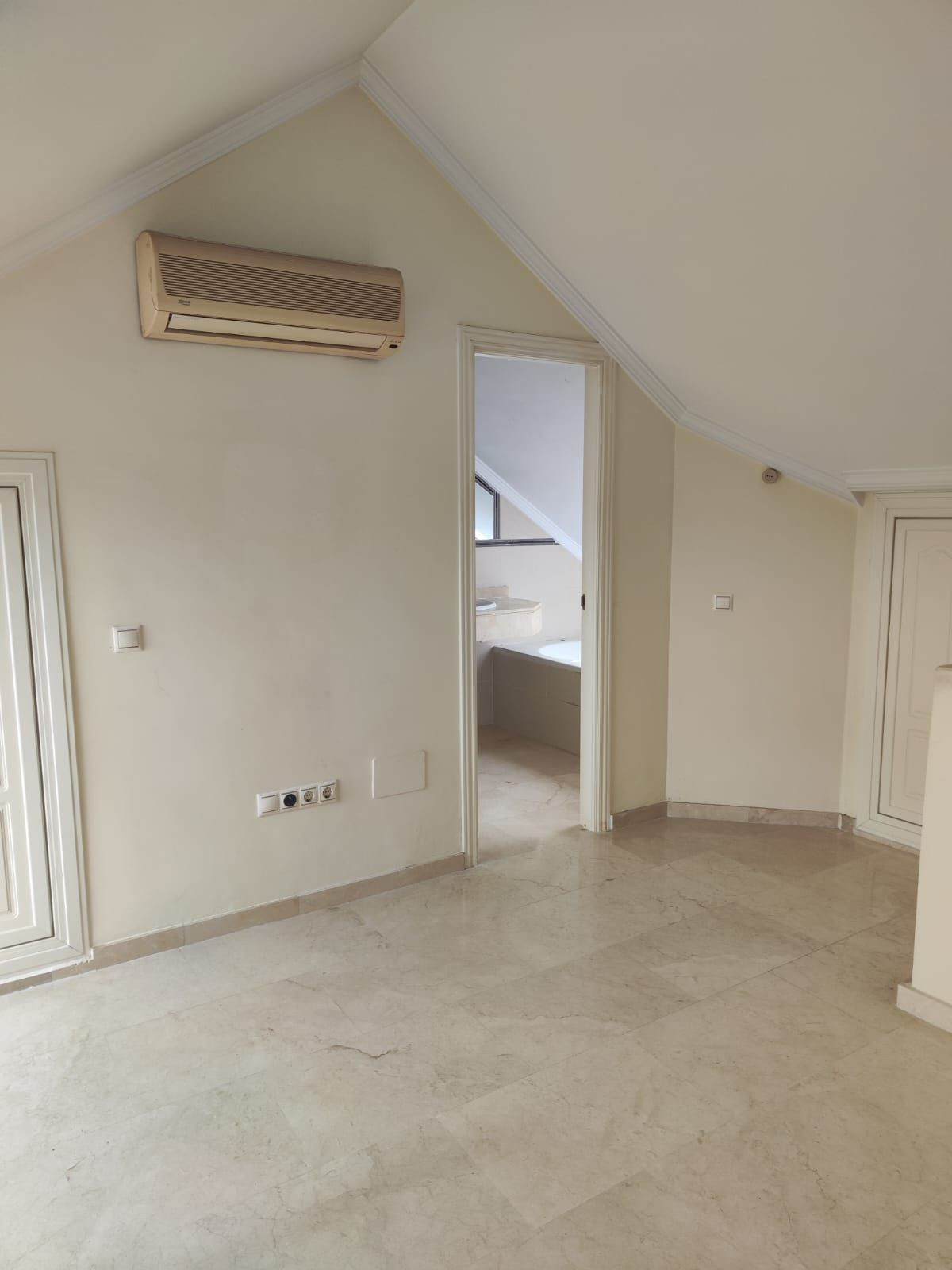 Huis te koop in Mijas Costa | 4 slaapkamers H5368198