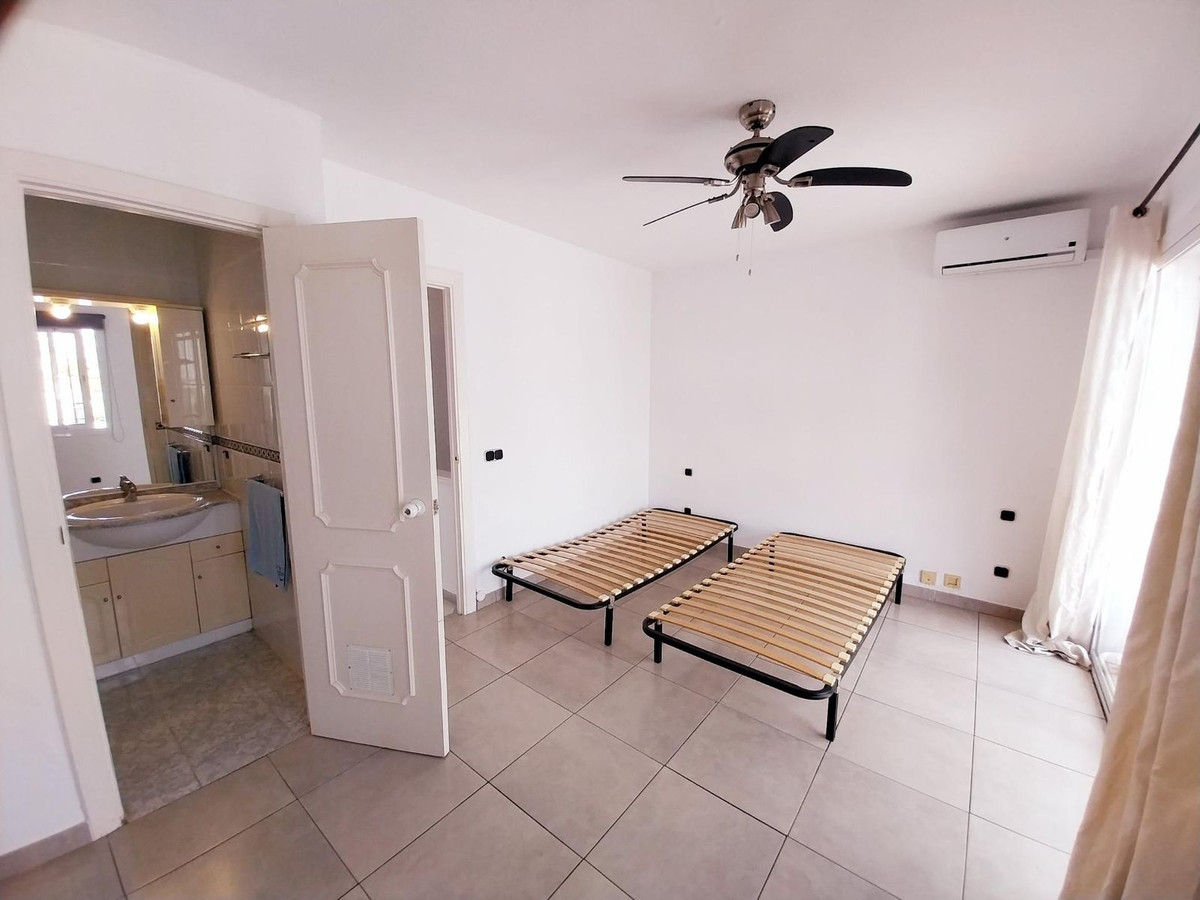 Huis te koop in Mijas Costa | 4 slaapkamers H5382703