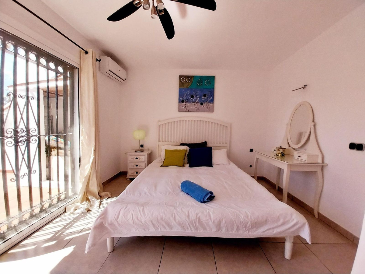 Huis te koop in Mijas Costa | 4 slaapkamers H5382703