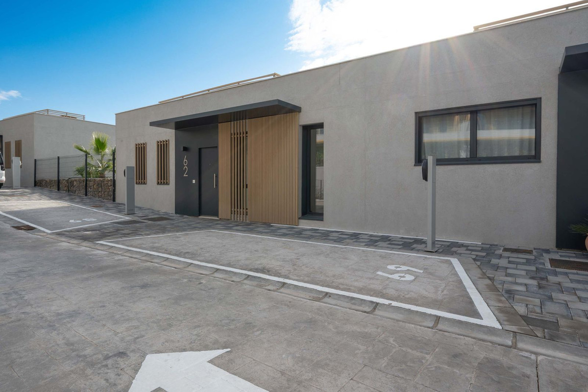 Huis te koop in Mijas Costa | 3 slaapkamers H5401195
