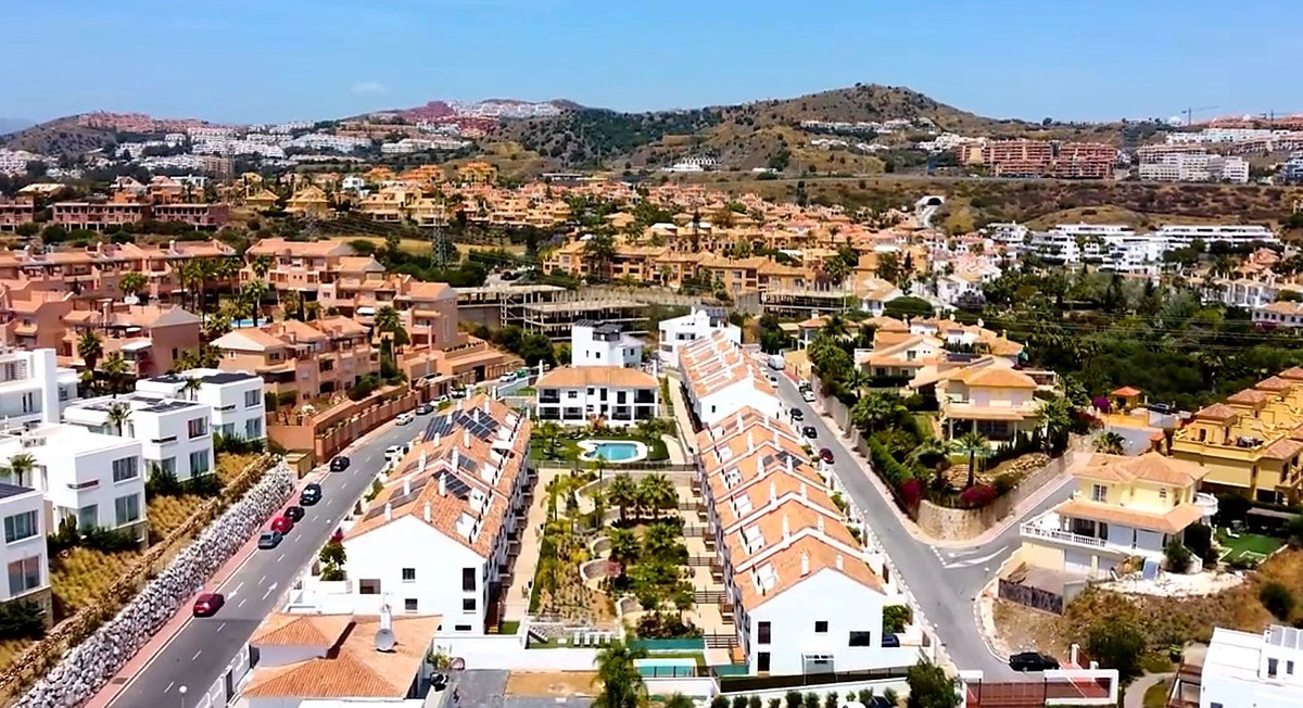 Huis te koop in Mijas Costa | 4 slaapkamers H5413177