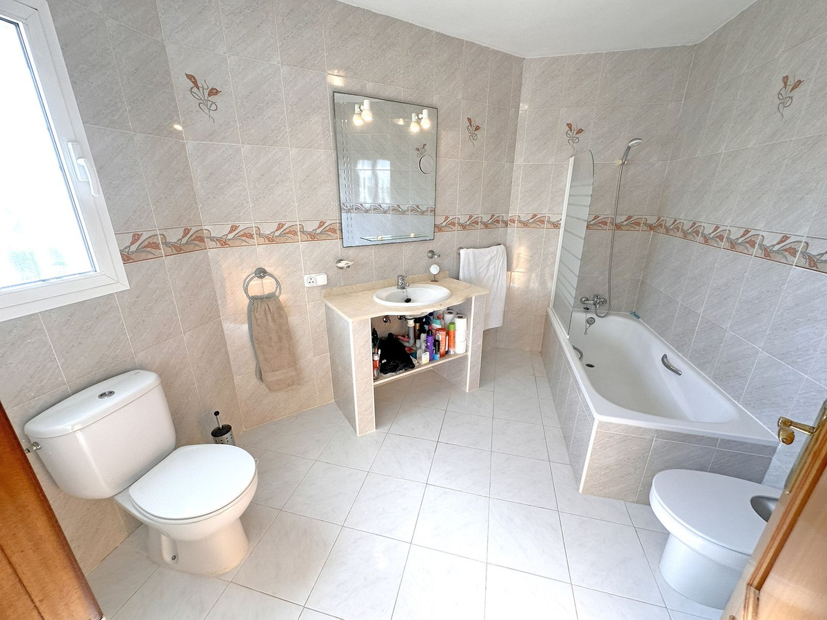 Property main view 44