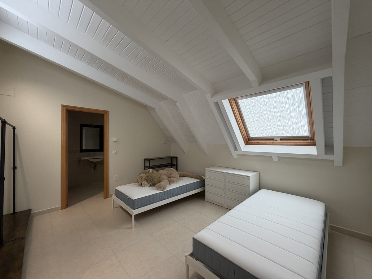Property main view 16