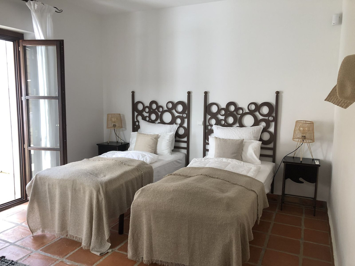 Property main view 48
