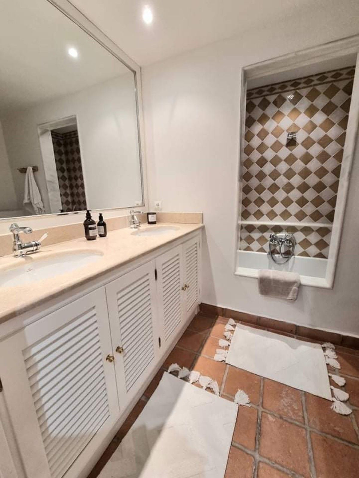 Property main view 51