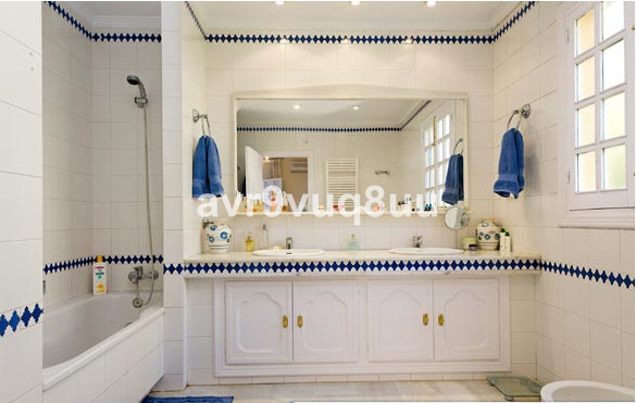 Huis te koop in Mijas Golf | 5 slaapkamers H3159907